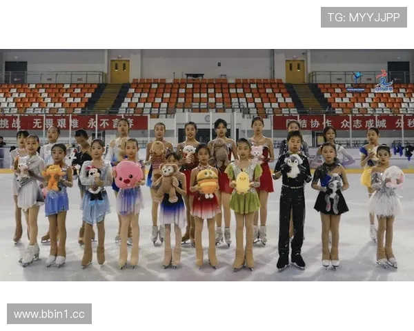 新组合无缘世锦赛自由舞致花滑受挫中国队仅获一席冬奥资格展望挑战 新组合无缘世锦赛自由舞致花滑受挫中国队仅获一席冬奥资格展望挑战